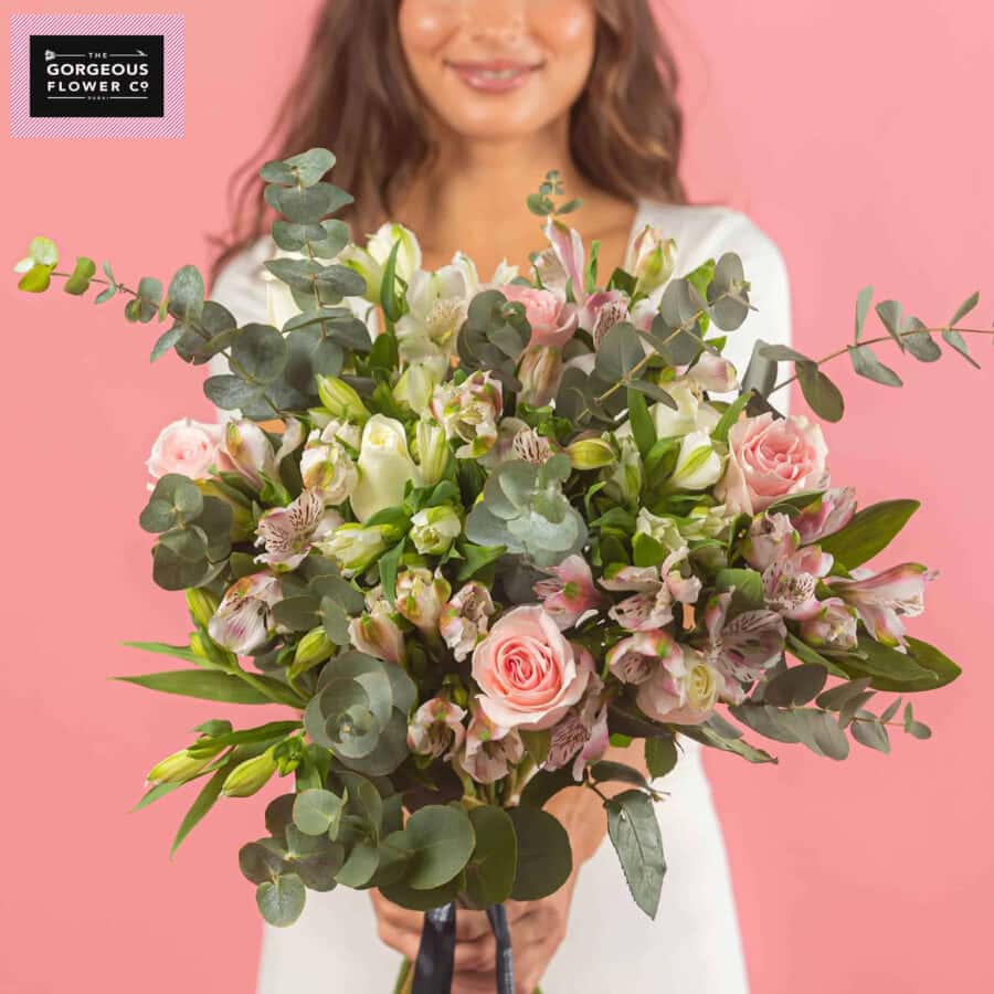 Manda Bay with Alstroemeria and Roses
